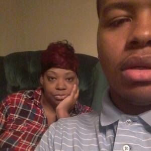 Meet your Posher, Deondrea